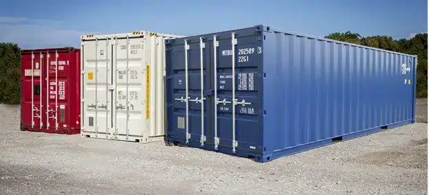 Image of 3 different colored storage containers